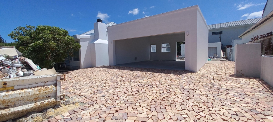 4 Bedroom Property for Sale in Kleinmond Western Cape